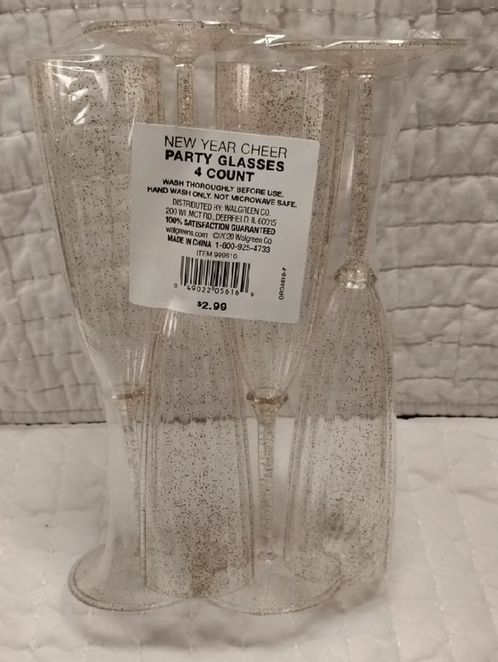 Cheer Plastic Party Glasses - Clear with Silver Glitter (Set of 4) 4 Sets